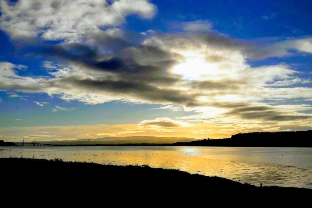 Spacious Sea View Home 5 Miles From Inverness North Kessock Esterno foto